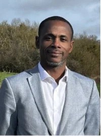 Portrait de Éric Akaffou